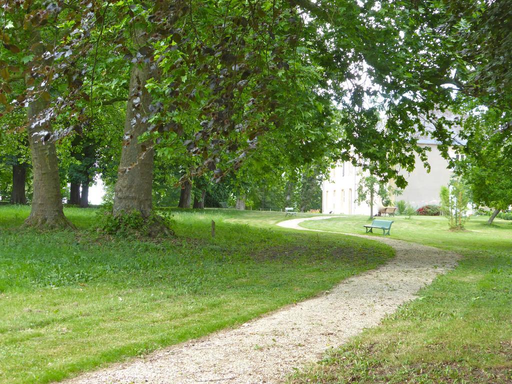 Maison D'Hotes Le Chateau De Puxe Luaran gambar