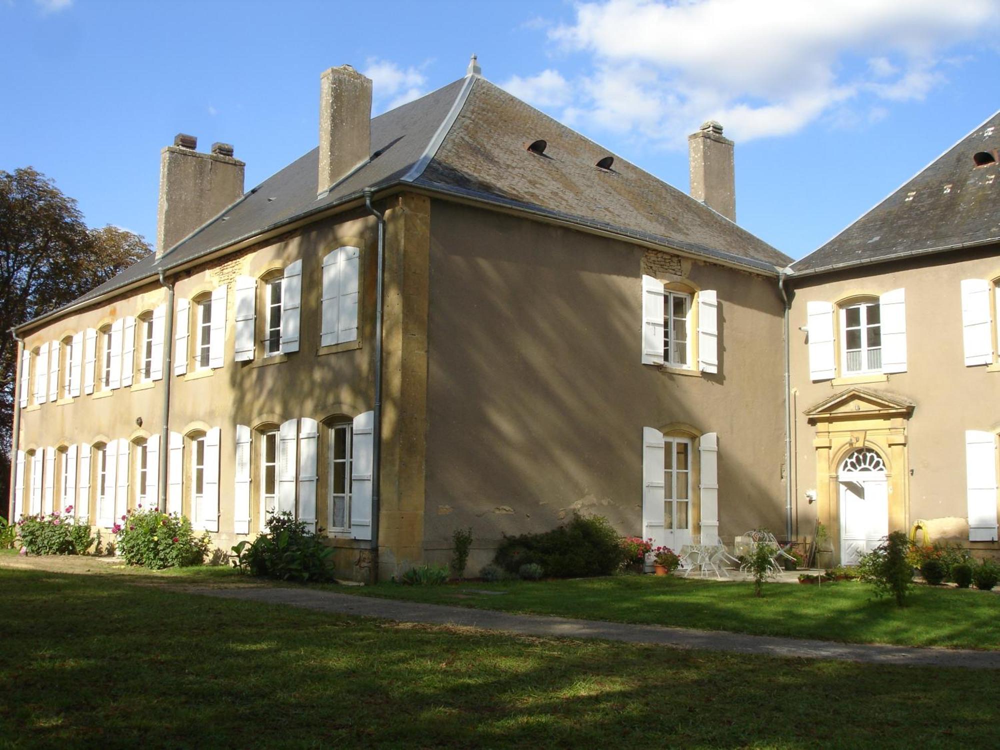 Maison D'Hotes Le Chateau De Puxe Luaran gambar