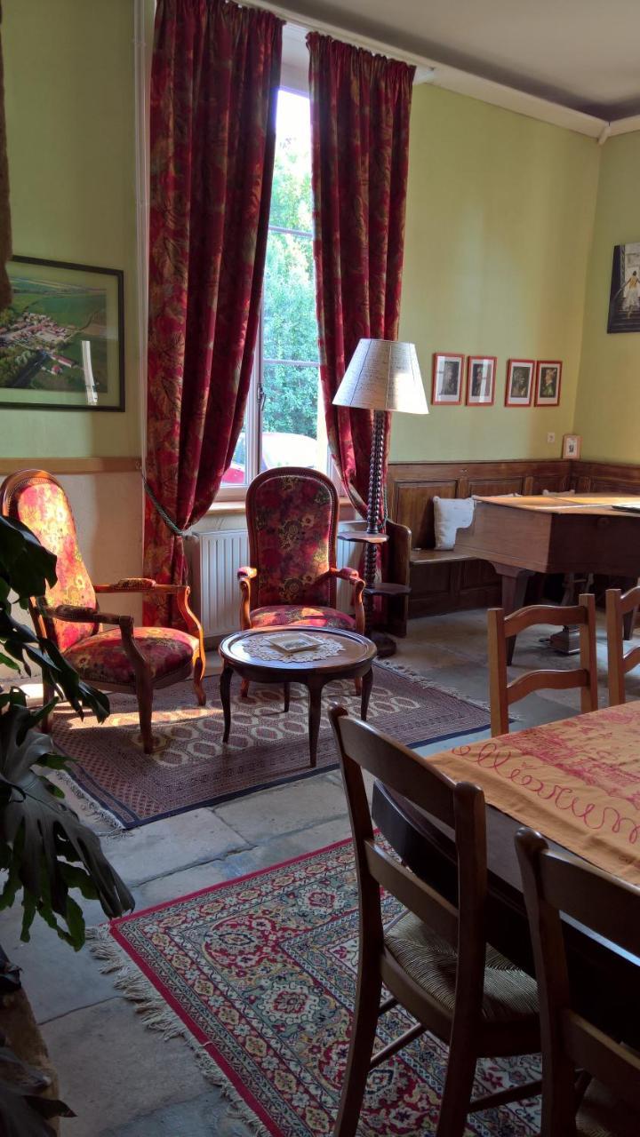 Maison D'Hotes Le Chateau De Puxe Luaran gambar